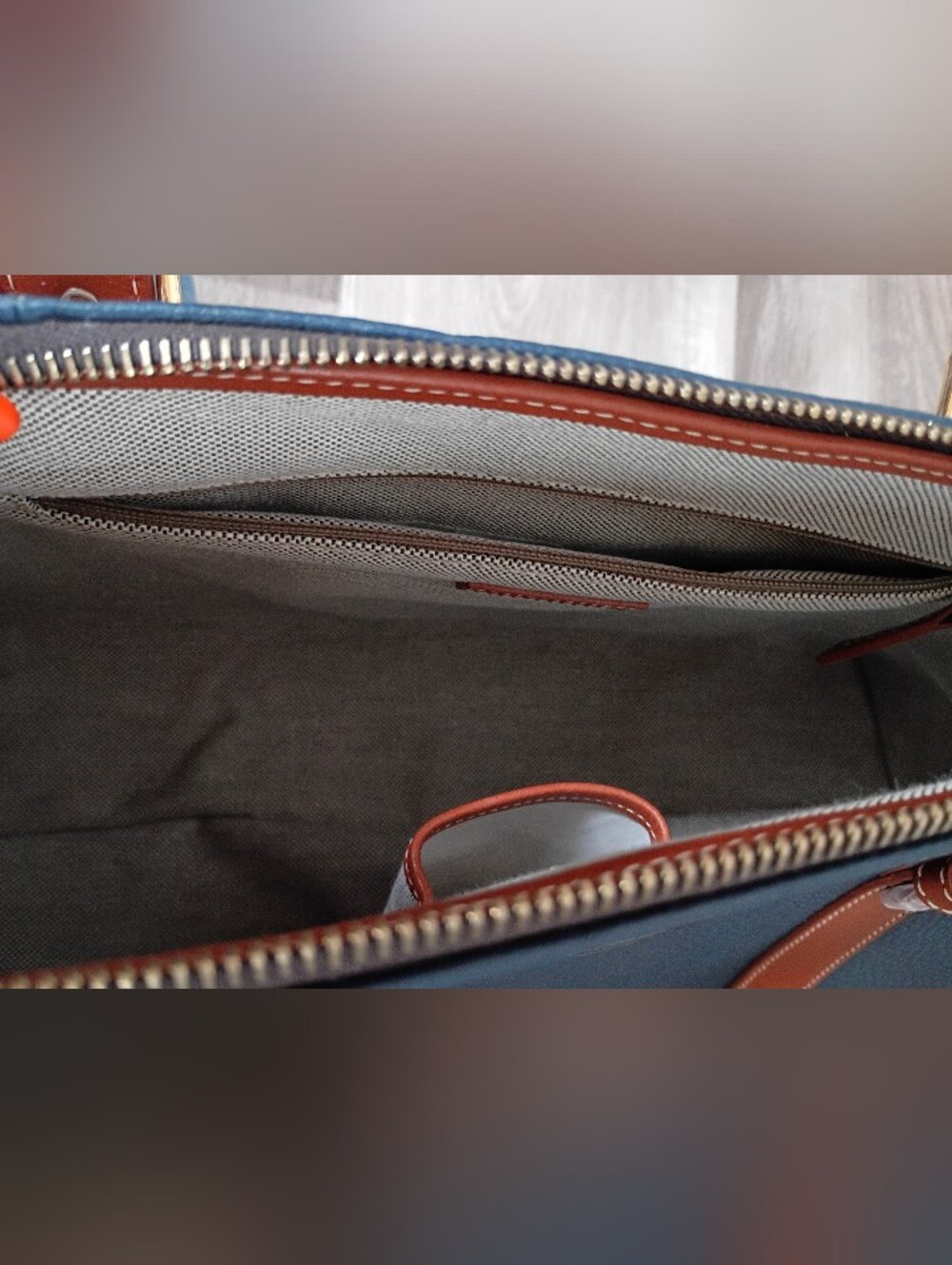 NEW Dooney & Bourke Navy Blue Brown Pebbled Leather Large Domed Satchel Handbag - Picture 9 of 11